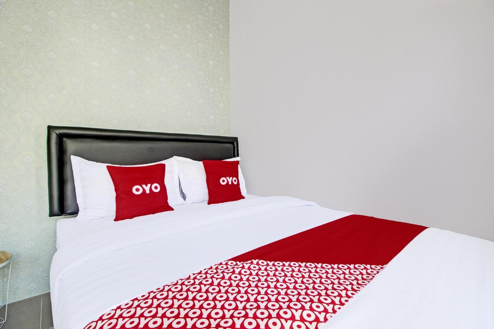 Super Oyo Collection O 92363 Kp Inn 요그야카르타 외부 사진